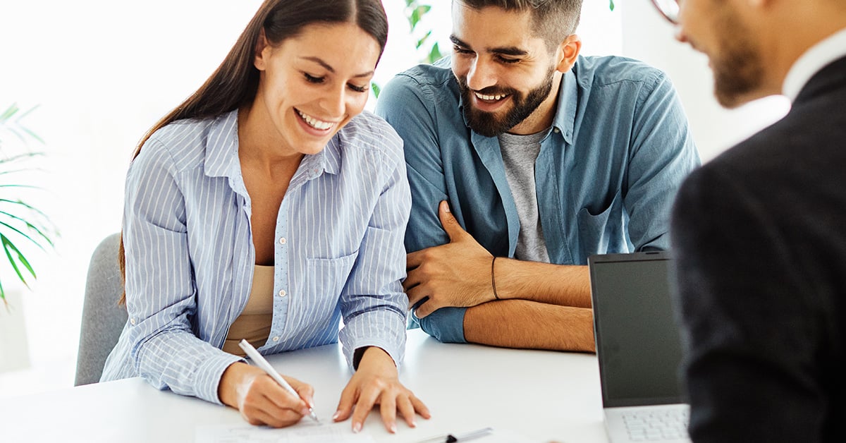 shutterstock_2135156037_Article