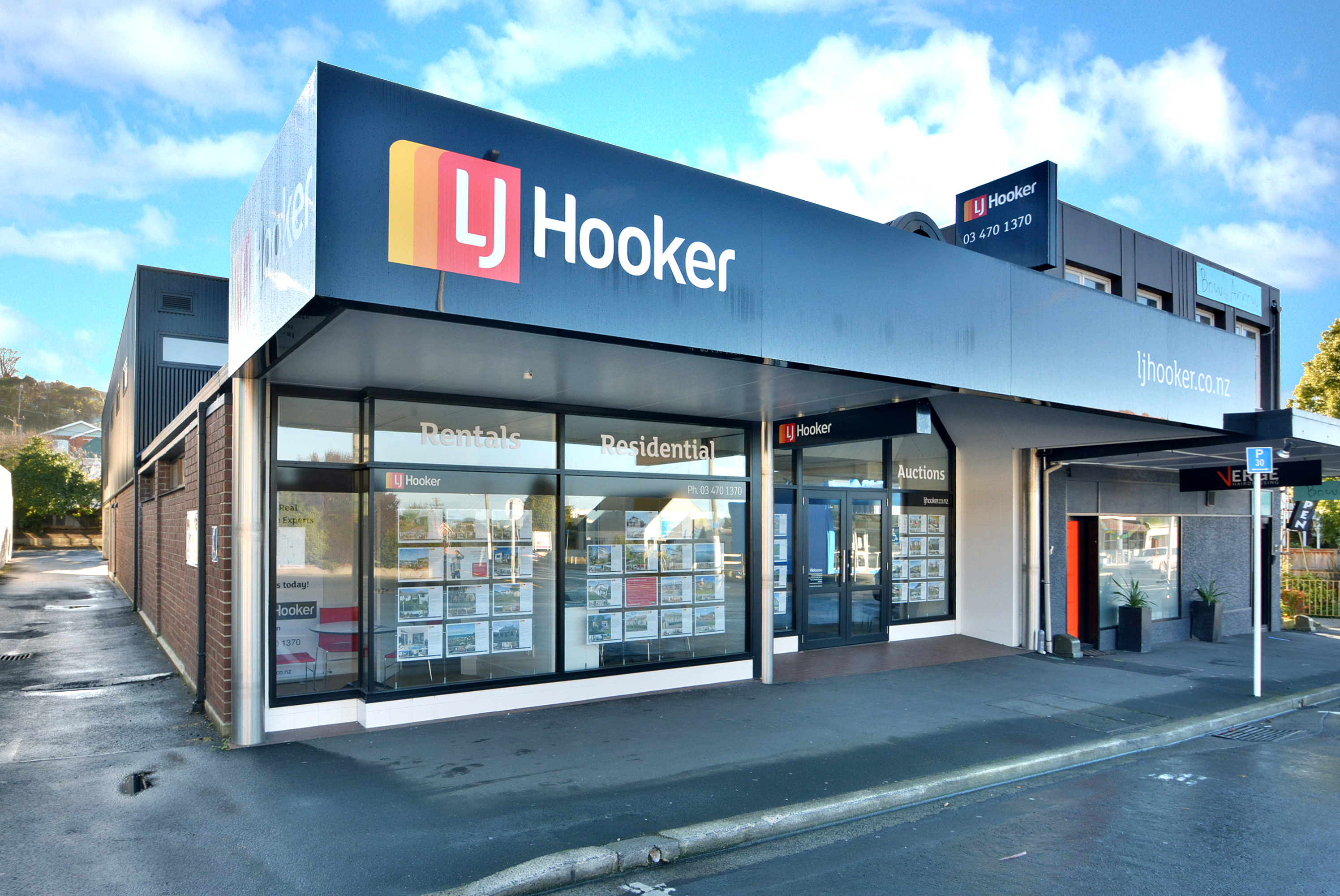 LJ hooker Dunedin Office